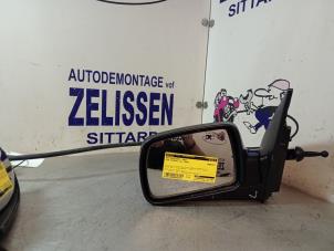 Gebruikte Spiegel Buiten links Kia Picanto (BA) 1.0 12V Prijs € 36,75 Margeregeling aangeboden door Zelissen V.O.F. autodemontage