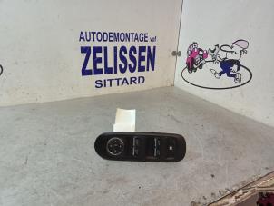 Gebruikte Elektrisch Raam Schakelaar Ford Mondeo IV Wagon 2.0 Ecoboost SCTi 16V Prijs € 47,25 Margeregeling aangeboden door Zelissen V.O.F. autodemontage