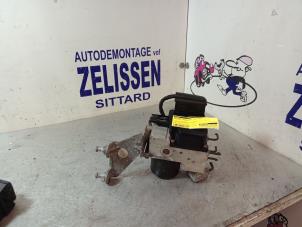 Gebruikte ABS Pomp Mercedes S (W220) 3.2 S-320 18V Prijs € 152,25 Margeregeling aangeboden door Zelissen V.O.F. autodemontage