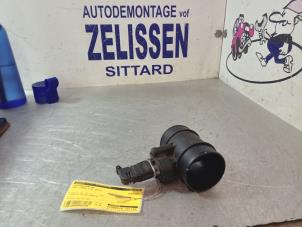 Gebruikte Luchtmassameter Opel Corsa D 1.2 16V Prijs op aanvraag aangeboden door Zelissen V.O.F. autodemontage
