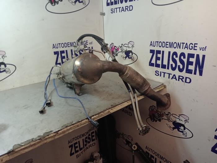 Gebruikte Roetfilter Ford Focus 3 1.6 TDCi Prijs € 472,50 Margeregeling aangeboden door Zelissen V.O.F. autodemontage