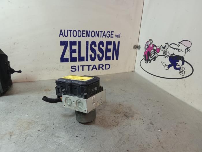Gebruikte ABS Pomp Mini Mini (R56) 1.6 16V One Prijs € 183,75 Margeregeling aangeboden door Zelissen V.O.F. autodemontage