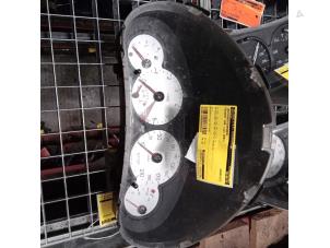 Gebruikte Cockpit Peugeot 206 CC (2D) 2.0 16V Prijs € 52,50 Margeregeling aangeboden door Zelissen V.O.F. autodemontage