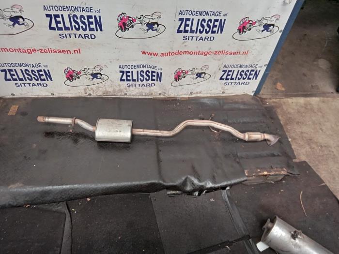 Gebruikte Uitlaat Middendemper Opel Agila (A) 1.0 12V Prijs € 36,75 Margeregeling aangeboden door Zelissen V.O.F. autodemontage