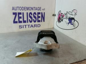 Gebruikte Motorsteun Peugeot 308 (4A/C) 1.6 16V THP 150 Prijs € 21,00 Margeregeling aangeboden door Zelissen V.O.F. autodemontage