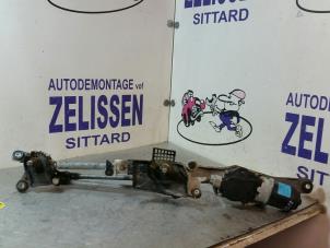 Gebruikte Ruitenwismotor + Mechaniek Mazda 2 (DE) 1.3 16V S-VT Prijs € 52,50 Margeregeling aangeboden door Zelissen V.O.F. autodemontage