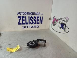 Gebruikte Raammotor Portier Kia Cee'd (EDB5) 1.4 CVVT 16V Prijs € 26,25 Margeregeling aangeboden door Zelissen V.O.F. autodemontage