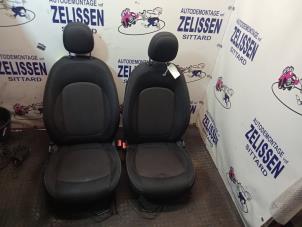 Gebruikte Bekleding Set (compleet) Mini ONE Prijs € 367,50 Margeregeling aangeboden door Zelissen V.O.F. autodemontage