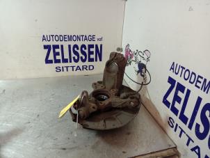 Gebruikte Wielnaaf voor Volkswagen Eos (1F7/F8) 1.6 FSI 16V Prijs € 73,50 Margeregeling aangeboden door Zelissen V.O.F. autodemontage