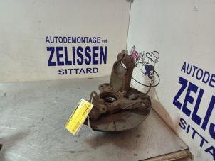Gebruikte Wielophanging rechts-voor Volkswagen Eos (1F7/F8) 1.6 FSI 16V Prijs € 73,50 Margeregeling aangeboden door Zelissen V.O.F. autodemontage