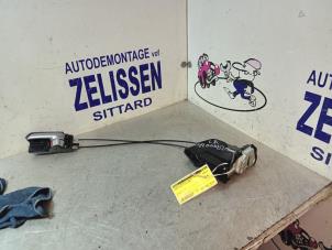 Gebruikte Deurslot Mechaniek 4Deurs links-achter Suzuki Swift (ZA/ZC/ZD1/2/3/9) 1.3 VVT 16V Prijs € 42,00 Margeregeling aangeboden door Zelissen V.O.F. autodemontage
