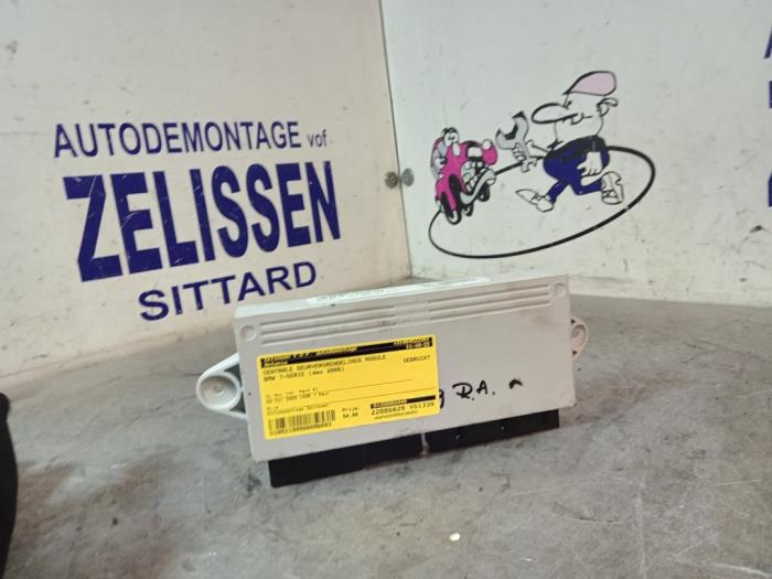 Gebruikte Deur module BMW 7 serie (E65/E66/E67) 730d,Ld 3.0 24V Prijs € 52,50 Margeregeling aangeboden door Zelissen V.O.F. autodemontage