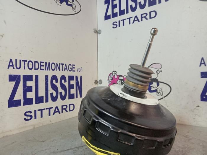 Gebruikte Rembol Opel Insignia Sports Tourer 1.8 16V Ecotec Prijs € 78,75 Margeregeling aangeboden door Zelissen V.O.F. autodemontage