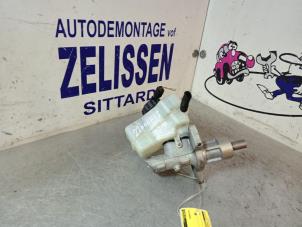 Gebruikte Hoofdremcilinder BMW 1 serie (E88) Prijs € 31,50 Margeregeling aangeboden door Zelissen V.O.F. autodemontage