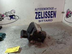 Gebruikte ABS Pomp BMW 7 serie (E38) 728iA,iA Executive 24V Prijs € 183,75 Margeregeling aangeboden door Zelissen V.O.F. autodemontage