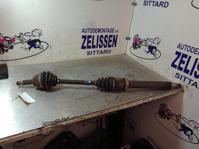 Gebruikte Steekas rechts-voor Mazda 2 (DE) 1.3 16V S-VT Prijs € 99,75 Margeregeling aangeboden door Zelissen V.O.F. autodemontage