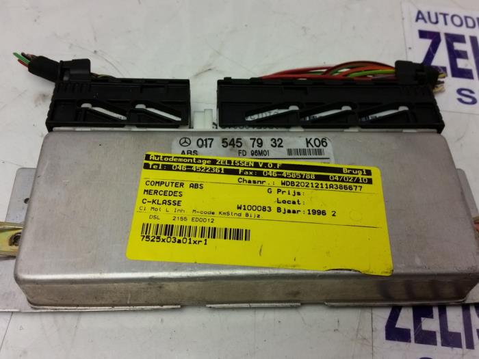 Gebruikte ABS Computer Mercedes C (W202) 2.2 C-220 D 16V Prijs op aanvraag aangeboden door Zelissen V.O.F. autodemontage
