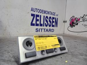 Gebruikte Binnenverlichting achter BMW 7 serie (E65/E66/E67) 730d,Ld 3.0 24V Prijs € 26,25 Margeregeling aangeboden door Zelissen V.O.F. autodemontage