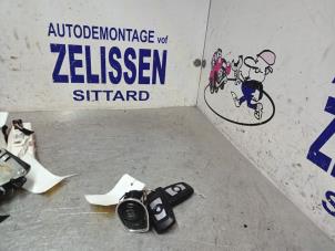 Gebruikte Start/Stop schakelaar BMW 1 serie (F20) 116i 1.6 16V Prijs € 105,00 Margeregeling aangeboden door Zelissen V.O.F. autodemontage