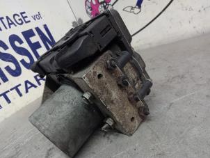 Gebruikte ABS Pomp Mercedes Sprinter 3,5t (906.63) 315 CDI 16V Prijs € 236,25 Margeregeling aangeboden door Zelissen V.O.F. autodemontage