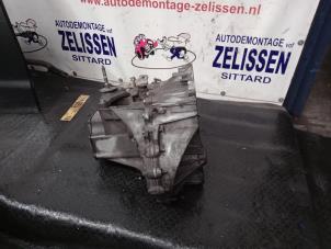 Gebruikte Versnellingsbak Peugeot 5008 I (0A/0E) 1.6 THP 16V Prijs € 630,00 Margeregeling aangeboden door Zelissen V.O.F. autodemontage