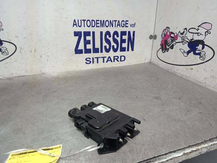 Gebruikte Computer Diversen Renault Megane III Grandtour (KZ) 1.5 dCi 110 Prijs € 31,50 Margeregeling aangeboden door Zelissen V.O.F. autodemontage