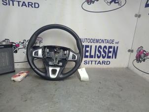 Gebruikte Stuurwiel Renault Megane III Grandtour (KZ) 1.5 dCi 110 Prijs € 84,00 Margeregeling aangeboden door Zelissen V.O.F. autodemontage