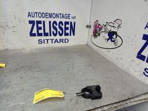 Gebruikte Stuurhoek sensor Citroen C4 Coupé (LA) 1.6 16V VTi 120 Prijs € 36,75 Margeregeling aangeboden door Zelissen V.O.F. autodemontage