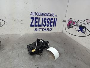 Gebruikte Airbagring Dacia Sandero I (BS) 1.2 16V Prijs € 31,50 Margeregeling aangeboden door Zelissen V.O.F. autodemontage