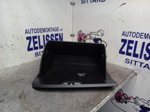 Gebruikte Dashboardkastje Kia Picanto (TA) 1.0 12V Prijs € 21,00 Margeregeling aangeboden door Zelissen V.O.F. autodemontage