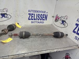 Gebruikte Cardanas links-voor (VWA) Suzuki Swift (ZA/ZC/ZD1/2/3/9) 1.3 VVT 16V Prijs € 78,75 Margeregeling aangeboden door Zelissen V.O.F. autodemontage