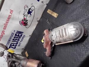 Gebruikte Uitlaatspruitstuk + katalysator Kia Cerato 2.0 CVVT 16V Prijs € 262,50 Margeregeling aangeboden door Zelissen V.O.F. autodemontage