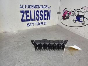 Gebruikte Combischakelaar ramen Mini Mini Cooper S (R53) 1.6 16V Prijs € 63,00 Margeregeling aangeboden door Zelissen V.O.F. autodemontage