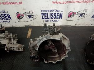 Gebruikte Versnellingsbak Volkswagen Polo V (6R) 1.2 12V BlueMotion Technology Prijs € 866,25 Margeregeling aangeboden door Zelissen V.O.F. autodemontage