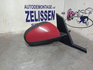 Gebruikte Buitenspiegel rechts Mitsubishi Colt (Z2/Z3) 1.3 16V Prijs € 47,25 Margeregeling aangeboden door Zelissen V.O.F. autodemontage