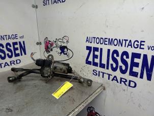 Gebruikte Ruitenwismotor + Mechaniek Kia Picanto (BA) 1.1 12V Prijs € 47,25 Margeregeling aangeboden door Zelissen V.O.F. autodemontage