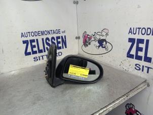 Gebruikte Buitenspiegel rechts Daihatsu Cuore (L251/271/276) 1.0 12V DVVT Prijs € 31,50 Margeregeling aangeboden door Zelissen V.O.F. autodemontage