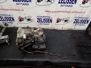 Gebruikte Versnellingsbak Ford Fusion 1.6 16V Prijs € 393,75 Margeregeling aangeboden door Zelissen V.O.F. autodemontage