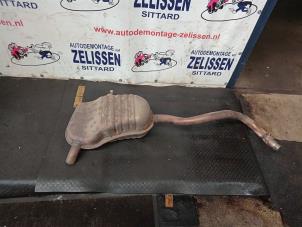 Gebruikte Uitlaat Einddemper Renault Megane II Grandtour (KM) 2.0 16V Prijs € 36,75 Margeregeling aangeboden door Zelissen V.O.F. autodemontage
