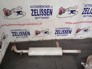 Gebruikte Uitlaat Middendemper Renault Megane II Grandtour (KM) 2.0 16V Prijs € 31,50 Margeregeling aangeboden door Zelissen V.O.F. autodemontage