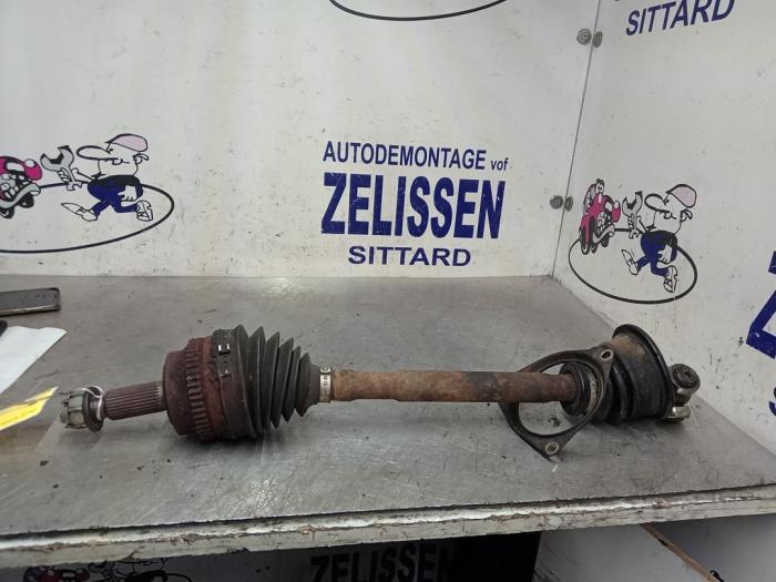 Gebruikte Steekas links-voor Opel Movano (4A1; 4A2; 4B2; 4B3; 4C2; 4C3) 2.5 CDTI Prijs € 152,25 Margeregeling aangeboden door Zelissen V.O.F. autodemontage