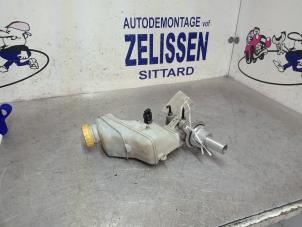 Gebruikte Hoofdremcilinder Peugeot Bipper (AA) 1.4 HDi Prijs € 52,50 Margeregeling aangeboden door Zelissen V.O.F. autodemontage