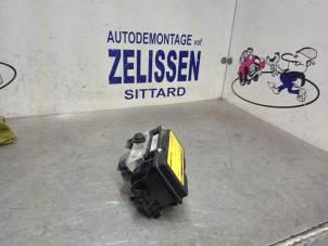 Gebruikte ABS Pomp Peugeot Bipper (AA) 1.4 HDi Prijs € 99,75 Margeregeling aangeboden door Zelissen V.O.F. autodemontage