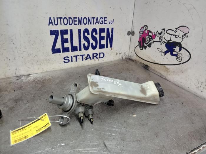 Gebruikte Hoofdremcilinder Chevrolet Aveo (300) 1.2 16V Prijs € 42,00 Margeregeling aangeboden door Zelissen V.O.F. autodemontage