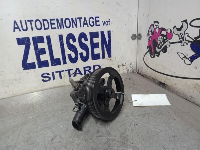 Gebruikte Servopomp Dodge Caliber 1.8 16V Prijs € 131,25 Margeregeling aangeboden door Zelissen V.O.F. autodemontage