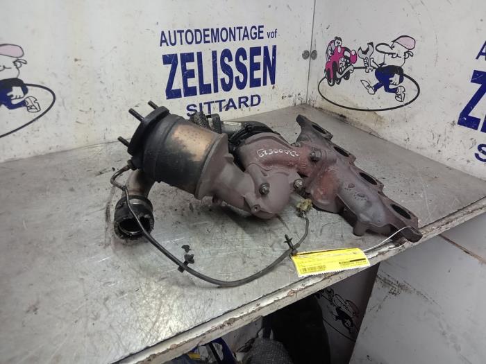 Katalysator van een Opel Corsa D 1.7 CDTi 16V Ecotec 2007