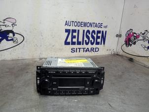Gebruikte Radio CD Speler Dodge Caliber 1.8 16V Prijs € 99,75 Margeregeling aangeboden door Zelissen V.O.F. autodemontage