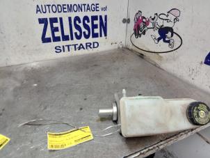 Gebruikte Hoofdremcilinder Mitsubishi Colt (Z2/Z3) 1.3 16V Prijs € 47,25 Margeregeling aangeboden door Zelissen V.O.F. autodemontage