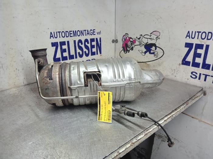 Gebruikte Roetfilter Peugeot 206+ (2L/M) 1.4 HDi Eco 70 Prijs € 367,50 Margeregeling aangeboden door Zelissen V.O.F. autodemontage