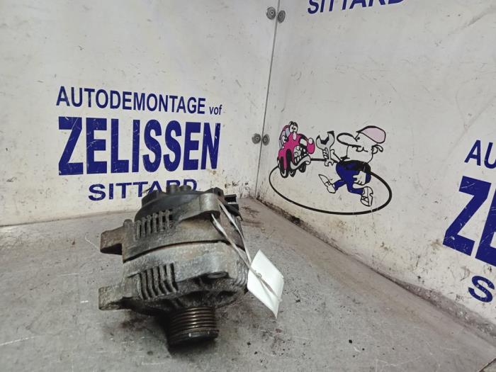Gebruikte Alternator Suzuki Grand Vitara I (FT/GT/HT) 2.0 TDi 16V Prijs € 52,50 Margeregeling aangeboden door Zelissen V.O.F. autodemontage